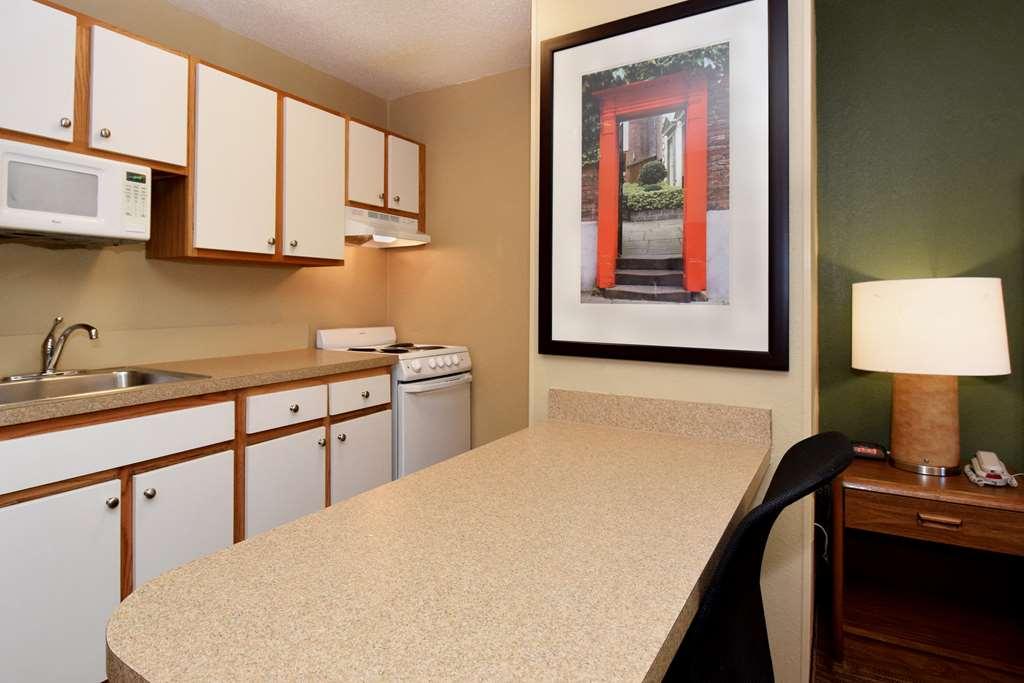 Extended Stay America Suites - Cleveland - Westlake Phòng bức ảnh