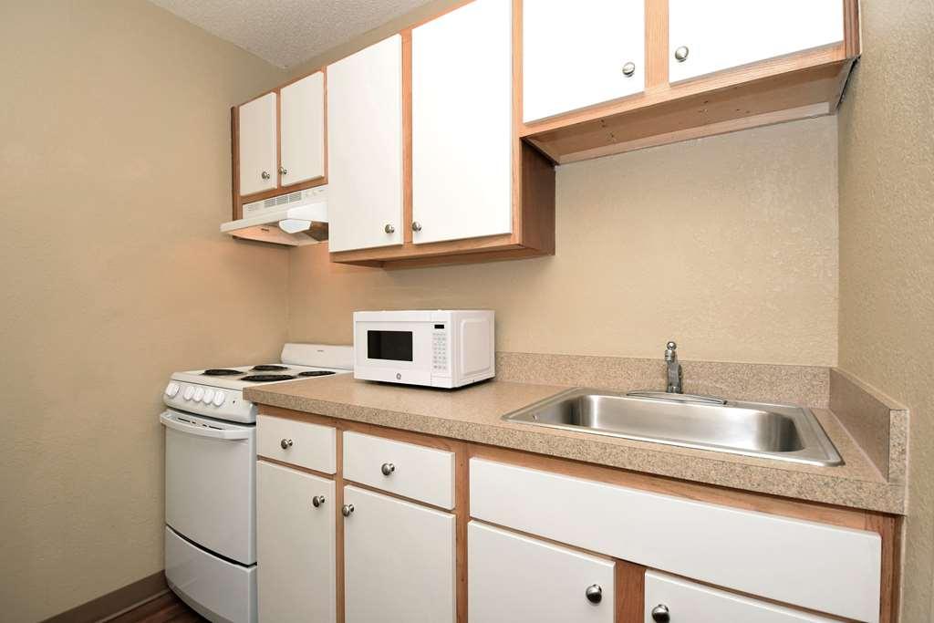 Extended Stay America Suites - Cleveland - Westlake Phòng bức ảnh