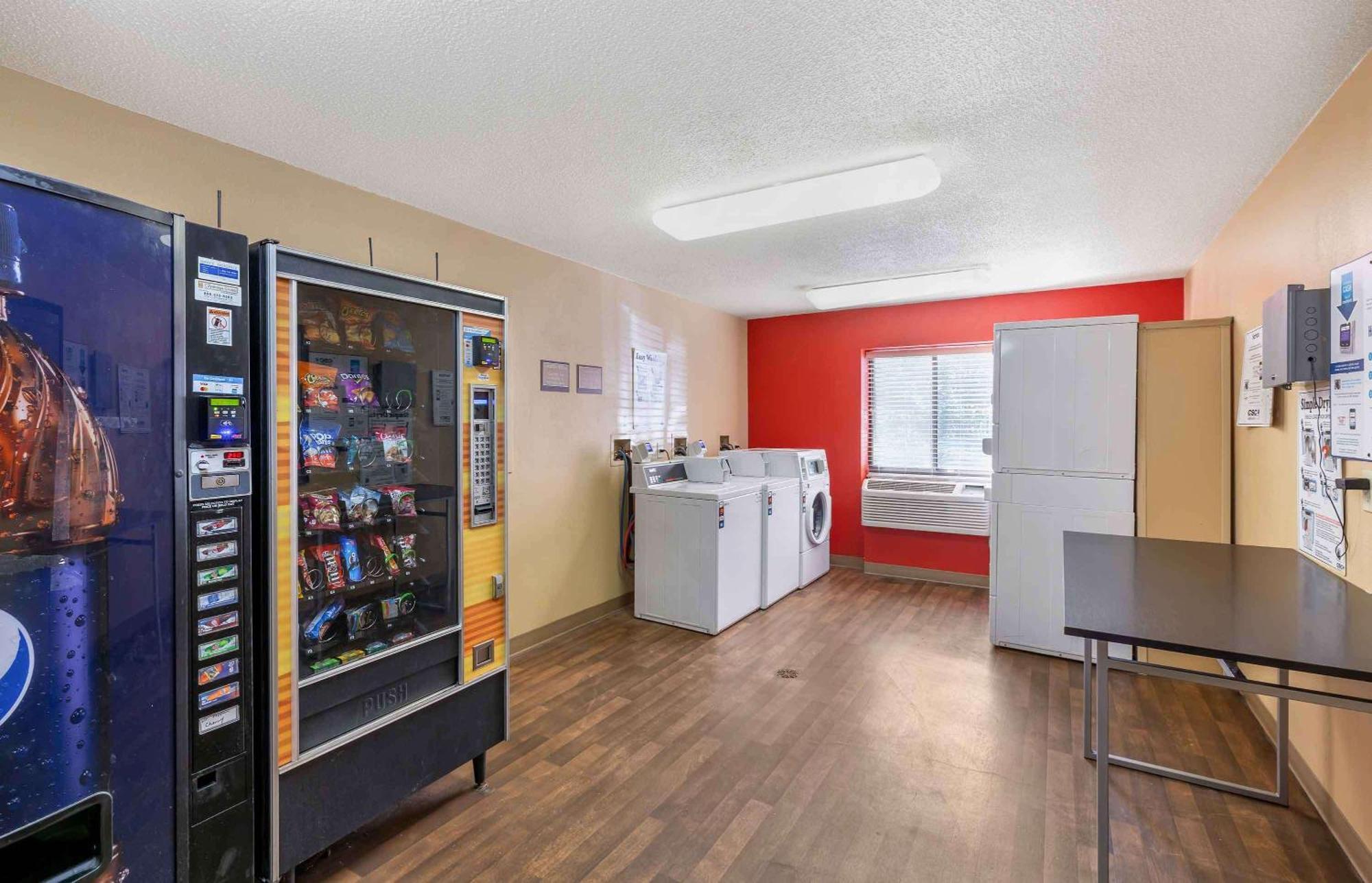 Extended Stay America Suites - Cleveland - Westlake Ngoại thất bức ảnh